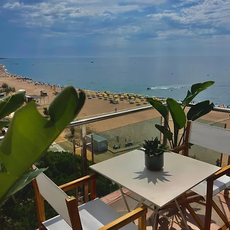 Seahomes Vacations - Marina Boutique Design Santa Susanna Zewnętrze zdjęcie