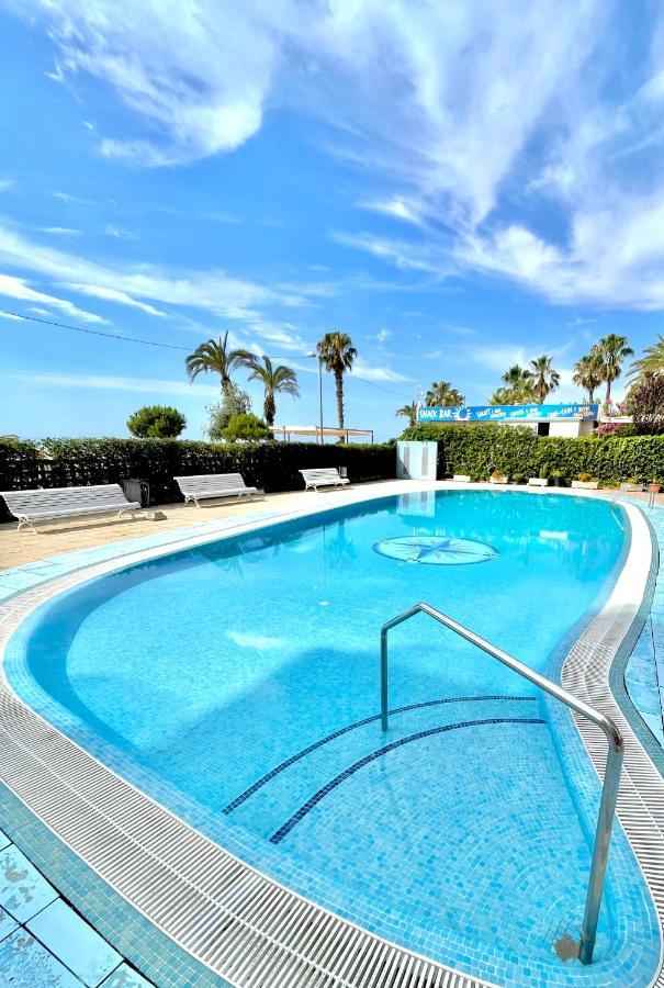 Seahomes Vacations - Marina Boutique Design Appartamento Santa Susanna