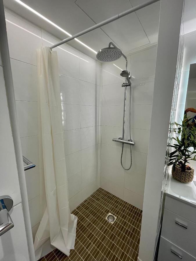 Seahomes Vacations - Marina Boutique Design Appartamento Santa Susanna